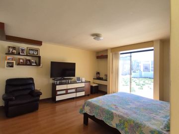 Casa en venta en Urb. Los Jazmines - Paucarpata - Arequipa