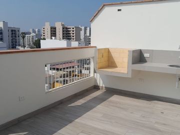 TRIPLEX FRENTE A PARQUE