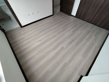 🏠 CASA ESQUINERA 2 PLANTAS 3 DORMITORIOS CON TERRAZA -  $78,000.oo (Marianitas de Calderón)