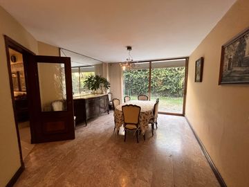 Casa en venta en el Fraccionamiento Altamira, Zapopan, Jalisco