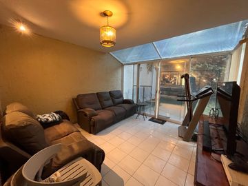 Casa en venta en el Fraccionamiento Altamira, Zapopan, Jalisco