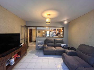 Casa en venta en el Fraccionamiento Altamira, Zapopan, Jalisco