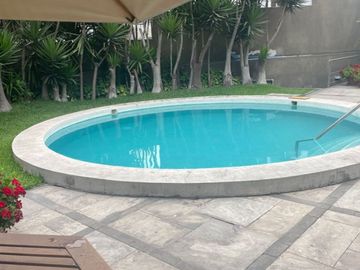 DUPLEX ESTILO CASA EN EXCELENTE ZONA CON VISTA MAR