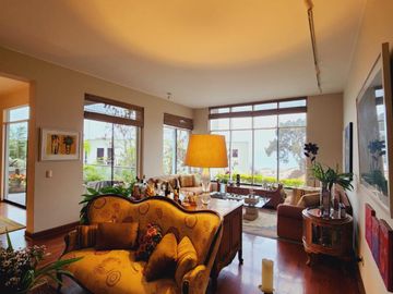 DUPLEX ESTILO CASA EN EXCELENTE ZONA CON VISTA MAR