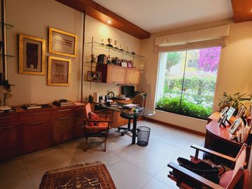 DUPLEX ESTILO CASA EN EXCELENTE ZONA CON VISTA MAR