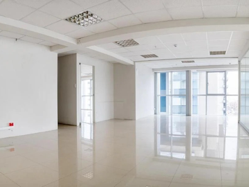 Venta de Edificio Corporativo 5,397m2 en el Corazón Comercial de Miraflores