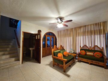 Casa en venta cerca del mar ubicada en colonia Flores Magón, Veracruz, Veracruz