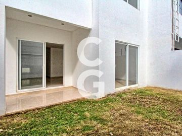 Casa en Venta en Cancún en Residencial Palmaris con 3 Recámaras