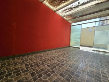 Vendo Departamento + Cochera1Er Piso Cerca A Cruce Del Canta Callao Y Tomas Valle