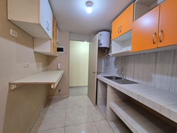Vendo Departamento + Cochera1Er Piso Cerca A Cruce Del Canta Callao Y Tomas Valle