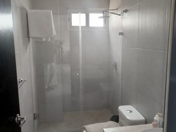 SE VENDE departamento amueblado en Torre Oceani en Natura Residencial