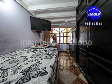 Casa en venta Col. Atasta muy cerca de Av. Méndez 5 recámaras