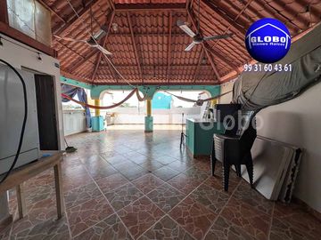 Casa en venta Col. Atasta muy cerca de Av. Méndez 5 recámaras