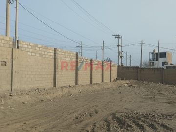 Venta De Terreno En Huertos De Manchay