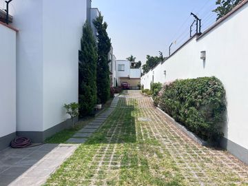 Venta De Linda Casa En Sol De La Molina