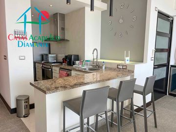 Tu oasis en la playa: Depa con terraza, jacuzzi y acceso directo al mar