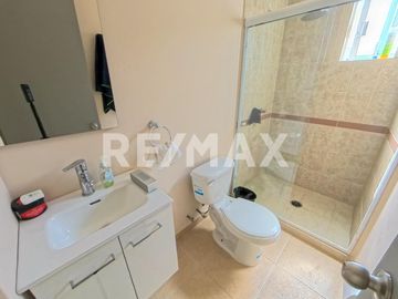 Departamento en venta en Agrícola Oriental, 2 recamaras, 1 baño 1 estacionamiento