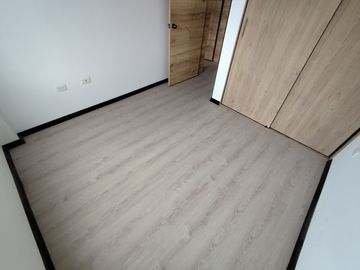 🏠 CASA 2 PLANTAS 3 DORMITORIOS CON TERRAZA -  $76,000.oo (Marianitas de Calderón)