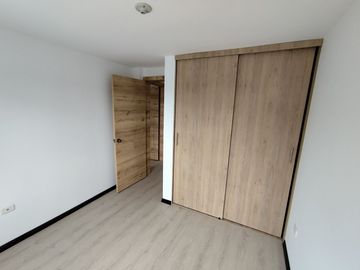 🏠 CASA 2 PLANTAS 3 DORMITORIOS CON TERRAZA -  $76,000.oo (Marianitas de Calderón)