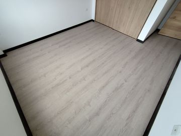 🏠 CASA 2 PLANTAS 3 DORMITORIOS CON TERRAZA -  $76,000.oo (Marianitas de Calderón)