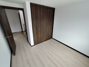 🏠 CASA 2 PLANTAS 3 DORMITORIOS CON TERRAZA -  $78,000.oo (Marianitas de Calderón)
