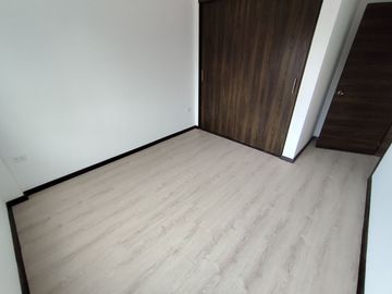 🏠 CASA 2 PLANTAS 3 DORMITORIOS CON TERRAZA -  $78,000.oo (Marianitas de Calderón)
