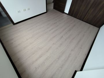 🏠 CASA 2 PLANTAS 3 DORMITORIOS CON TERRAZA -  $78,000.oo (Marianitas de Calderón)