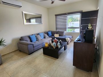 CASA FLORA DZITYA
