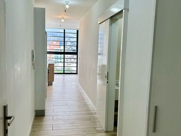 VENDO SUITE EN LA AV. 6 DE DICIEMBRE Y GASPAR DE VILLAROEL