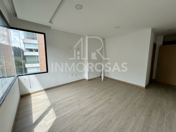 Sector Granda Centeno $161.000 Vendo Dpto. de 3 Dorm.2 parqueaderos, 1 Bod