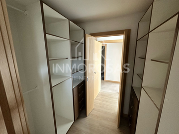 Sector Granda Centeno $161.000 Vendo Dpto. de 3 Dorm.2 parqueaderos, 1 Bod