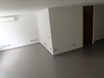 Casa en venta en Rincón de Ciudad Jardín. Cali, Valle del Cauca.