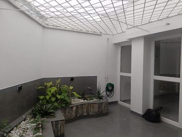 Casa en venta en Rincón de Ciudad Jardín. Cali, Valle del Cauca.