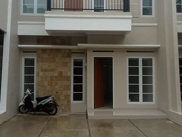 Rumah Deplu Dekat Tol Bintaro, Baru, Dekat Jaksel di Tangsel Kota Tangerang Selatan (AA) Jual Dijual