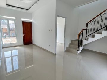Rumah Deplu Dekat Tol Bintaro, Baru, Dekat Jaksel di Tangsel Kota Tangerang Selatan (AA) Jual Dijual