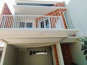 Rumah Aseli. Jagakarsa, Baru 2/3 LANTAI, Mewah Murah di Jaksel Kota Jakarta Selatan (KP) Jual Dijual