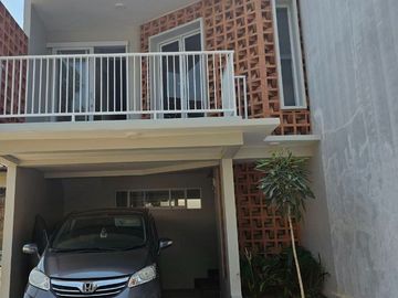 Rumah Aseli. Jagakarsa, Baru 2/3 LANTAI, Mewah Murah di Jaksel Kota Jakarta Selatan (KP) Jual Dijual