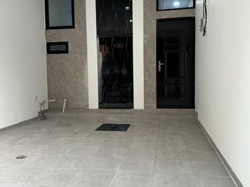 Dijual Rumah Baru Modern Minimalis 3 Lantai, lokasi Tanjung Duren Dekat CP Mall, Grogol Jakarta Barat