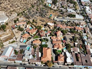 LOS ANDES - VENDE CASA 3D 2B PISCINA - COND. JACARANDA