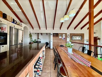 LOS ANDES - VENDE CASA 3D 2B PISCINA - COND. JACARANDA