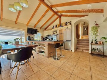 LOS ANDES - VENDE CASA 3D 2B PISCINA - COND. JACARANDA