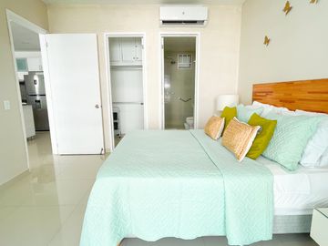 Apartamento de Lujo con Balcón al Mar