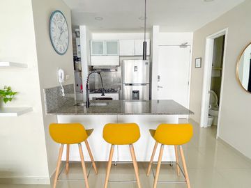 Apartamento de Lujo con Balcón al Mar