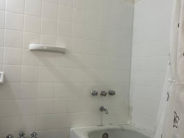 Casa en calle 32 entre 23 y 25 de Verónica, partido de Punta Indio