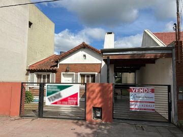 Casa en calle 32 entre 23 y 25 de Verónica, partido de Punta Indio