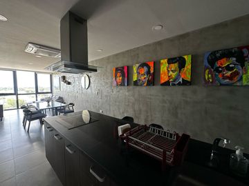 Amplio departamento de 1 recámara, amueblado, en exclusivo complejo Buyán.