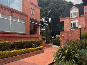 CASA EN VENTA - COLINA CAMPESTRE