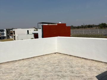 CASA EN VENTA!! RESIDENCIAL ALTANA 28