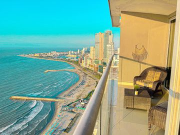 1H Frente al Mar en el Piso 37 de Morros City