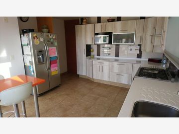 CASA EN VENTA CONDOMINIO MISION DE CONCA. QRO